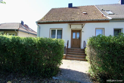 Gemütliche Doppelhaushälfte mit großzügigem Garten in Ziesar