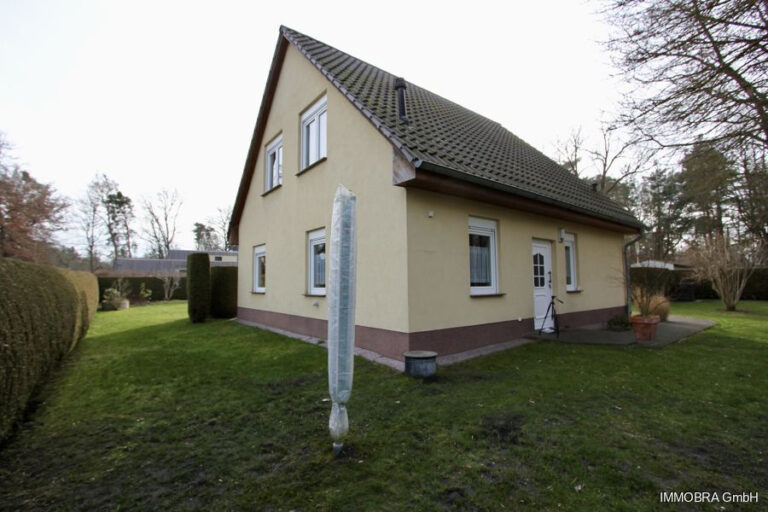 Giebel Rückseite – Einfamilienhaus in Brandenburg an der Havel