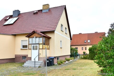 Doppelhaushälfte mit viel Potential in Neuschmerzke ### PROVISIONSFREI ###