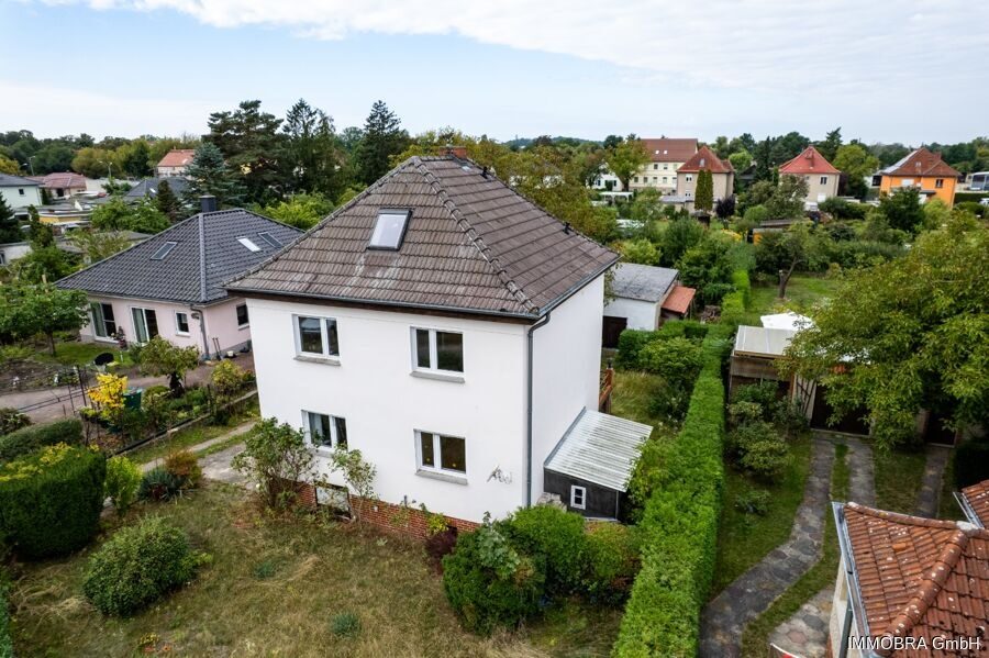 Luftbild: Vorderhaus, Nahansicht – Einfamilienhaus in Brandenburg an der Havel