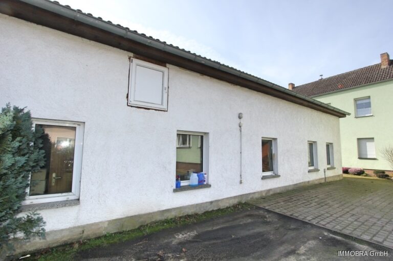 Nebengebäude Werkstatt – Mehrfamilienhaus in Wusterwitz