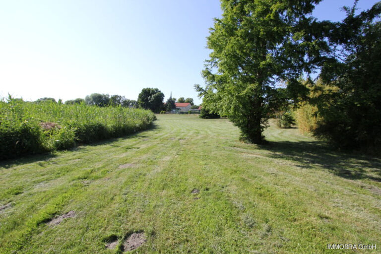 Grundstück – Einfamilienhaus in Beetzsee, Radewege