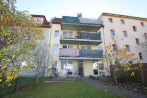 Immobilienmakler Eberswalde - Mehrfamilienhaus hinten