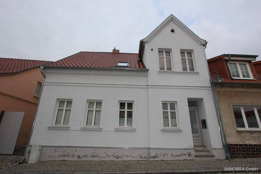 Mehrfamilienhaus mit Hofzufahrt im Zentrum von Ziesar, 14793 Ziesar, Mehrfamilienhaus