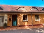 Titelbild - Charmantes denkmalgeschütztes Reihenhaus mit Wintergarten, Garage und Garten in Brandenburg-Plaue