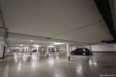 Tiefgarage - Moderne Neubauwohnung mit Terrasse, Balkon, zwei Bädern und Tiefgarage