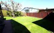 Rasenfläche - Gepflegtes Einfamilienhaus mit Gartenidylle, Pool und moderner Technik