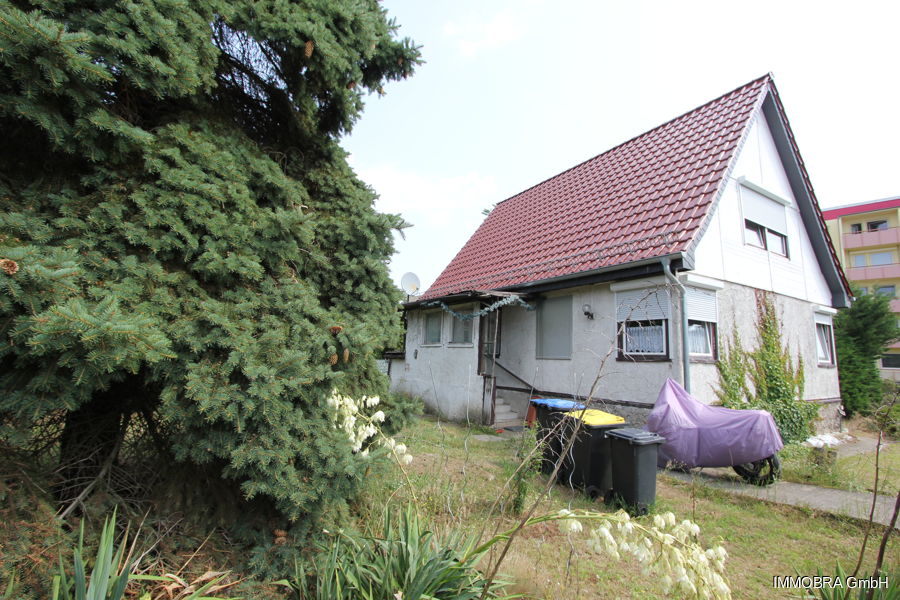 Einfamilienhaus mit Potential in Oranienburg sucht neuen Eigentümer, 16515 Oranienburg, Einfamilienhaus