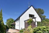 Giebel straßenseitig - Großes Einfamilienhaus mit Idyllischem Garten in begehrter Wohnlage